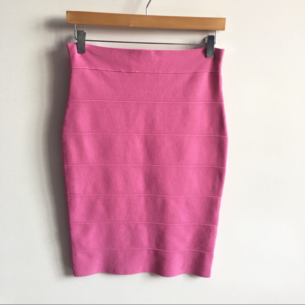 NWT Romeo & Juliet Couture Bandage Skirt Ibis Rose